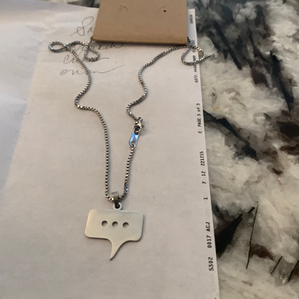 Soeevch bubbke‎ necklace. Brand new